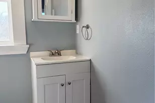 917 S 4th St, Temple, TX 76504 - Photo 16