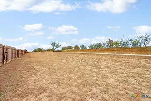 1048 DUMFRIES Dr, Seguin, TX 78155 - Photo 28