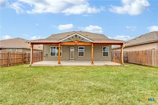 1048 DUMFRIES Dr, Seguin, TX 78155 - Photo 6