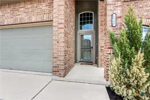 1048 DUMFRIES Dr, Seguin, TX 78155 - Photo 2