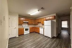 108 Castellon Ct, Killeen, TX 76542 - Photo 4