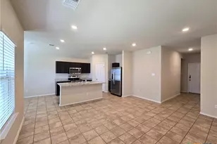 6114 Sally Ride Ln, Killeen, TX 76543 - Photo 2