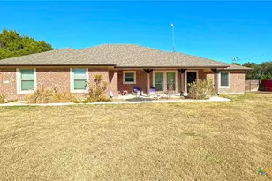 106 Savage Cir, Copperas Cove, TX 76522 - Photo 2