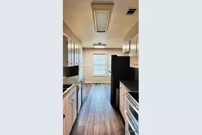 808 Fern Ln, Victoria, TX 77904 - Photo 6