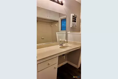 808 Fern Ln, Victoria, TX 77904 - Photo 16