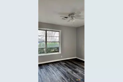 808 Fern Ln, Victoria, TX 77904 - Photo 12