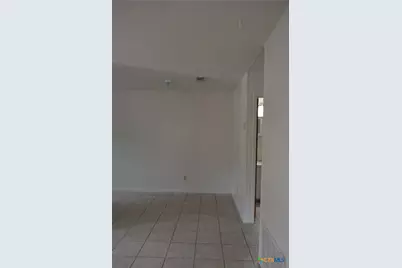 303 E Ave A #B, Copperas Cove, TX 76522 - Photo 4