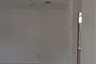 303 E Avenue A, Copperas Cove, TX 76522 - Photo 4