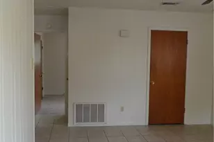 303 E Avenue A, Copperas Cove, TX 76522 - Photo 2