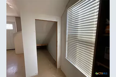 509 North Street, Yoakum, TX 77995 - Photo 8