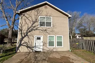 509 North St, Yoakum, TX 77995 - Photo 1