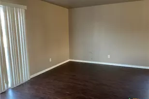 509 North St, Yoakum, TX 77995 - Photo 16