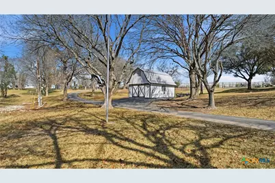 425 River Springs Drive, Seguin, TX 78155 - Photo 8