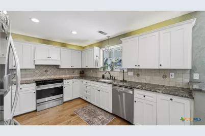 425 River Springs Drive, Seguin, TX 78155 - Photo 18