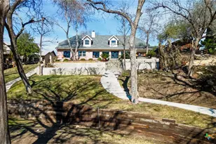 425 River Springs Dr, Seguin, TX 78155 - Photo 4