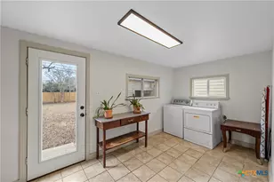 909 Alamo Ct, Temple, TX 76501 - Photo 4