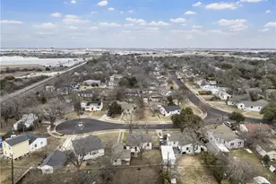 909 Alamo Ct, Temple, TX 76501 - Photo 36