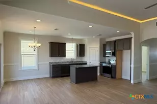 203 Turnberry Dr, La Vernia, TX 78121 - Photo 2