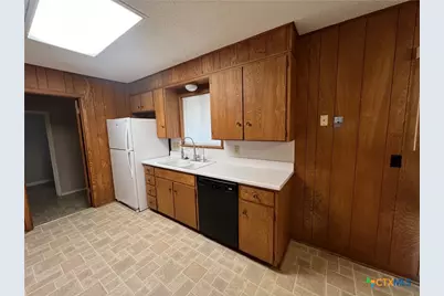 801 Timber Drive, New Braunfels, TX 78130 - Photo 8