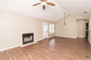 3002 Honeysuckle Cir, Killeen, TX 76542 - Photo 4