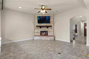 1235 Hidden Cave Dr, New Braunfels, TX 78132 - Photo 10