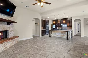 1235 Hidden Cave Dr, New Braunfels, TX 78132 - Photo 14