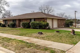 817 N 23rd St, Copperas Cove, TX 76522 - Photo 2