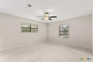 610 Creek Dr, New Braunfels, TX 78130 - Photo 14