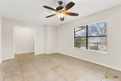 610 Creek Drive, New Braunfels, TX 78130 - Photo 6