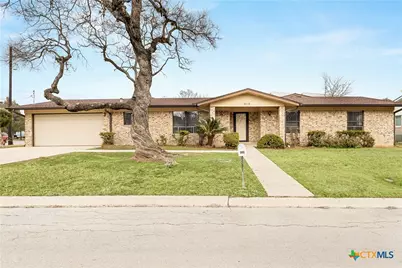 610 Creek Drive, New Braunfels, TX 78130 - Photo 2