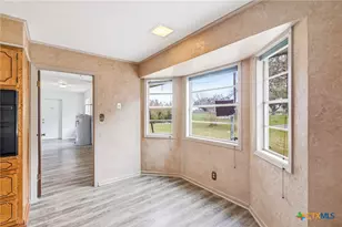 703 Tranquillo Dr, Victoria, TX 77905 - Photo 6