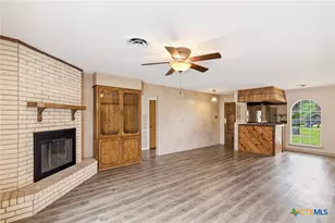 703 Tranquillo Dr, Victoria, TX 77905 - Photo 8