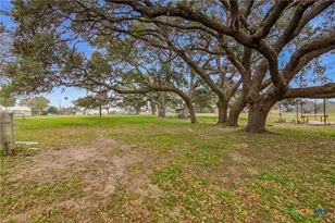 703 Tranquillo Dr, Victoria, TX 77905 - Photo 4