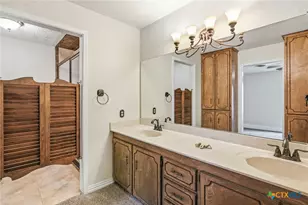 703 Tranquillo Dr, Victoria, TX 77905 - Photo 4