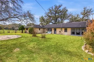 703 Tranquillo Dr, Victoria, TX 77905 - Photo 6