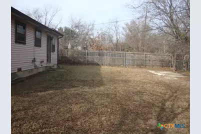 205 E Voelter, Killeen, TX 76541 - Photo 14