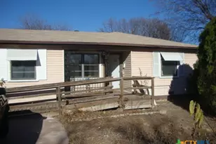 205 E Voelter, Killeen, TX 76541 - Photo 2