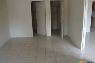 205 E Voelter, Killeen, TX 76541 - Photo 6