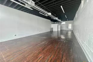 1427 N Austin St, Seguin, TX 78155 - Photo 2