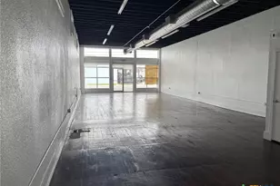 1427 N Austin St, Seguin, TX 78155 - Photo 4