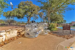 1347 Bordeaux Ln, New Braunfels, TX 78132 - Photo 44