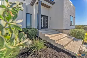 1347 Bordeaux Ln, New Braunfels, TX 78132 - Photo 4