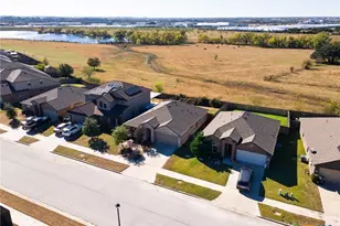 1502 Shim's Blvd, Killeen, TX 76543 - Photo 36