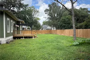 603 St Francis St, Gonzales, TX 78629 - Photo 32