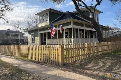 603 Saint Francis Street, Gonzales, TX 78629 - Photo 2