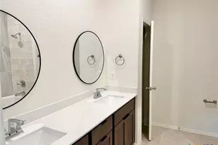 1611 Crooked River Ct, Temple, TX 76502 - Photo 8