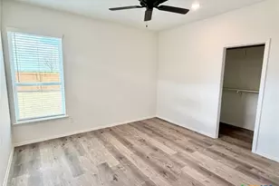 1611 Crooked River Ct, Temple, TX 76502 - Photo 10