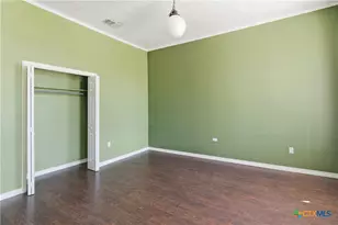 222 E Cedar St, Seguin, TX 78155 - Photo 38