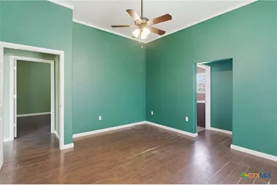 222 E Cedar Street, Seguin, TX 78155 - Photo 22