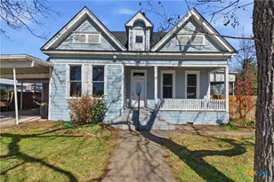 222 E Cedar St, Seguin, TX 78155 - Photo 2